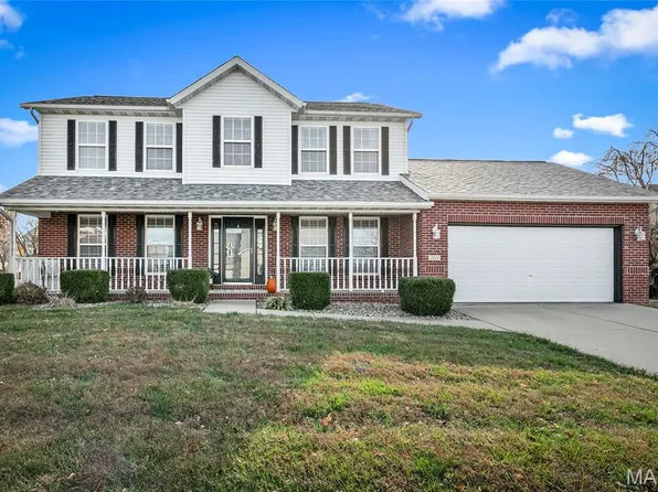 2622 Cascade Lake Dr, Shiloh, IL 62221