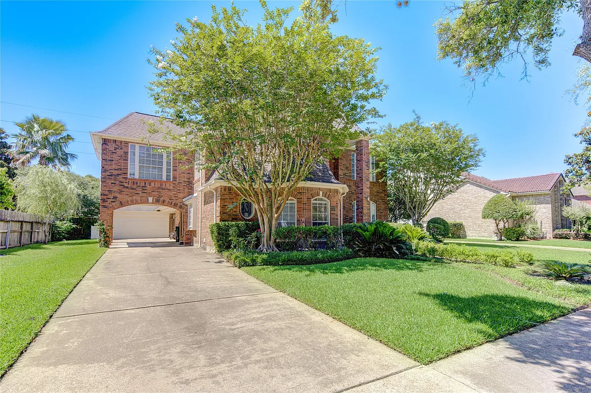 Building Photo - 3622 Springhill Ln