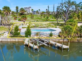 180 Donora Blvd, Fort Myers Beach, FL 33931