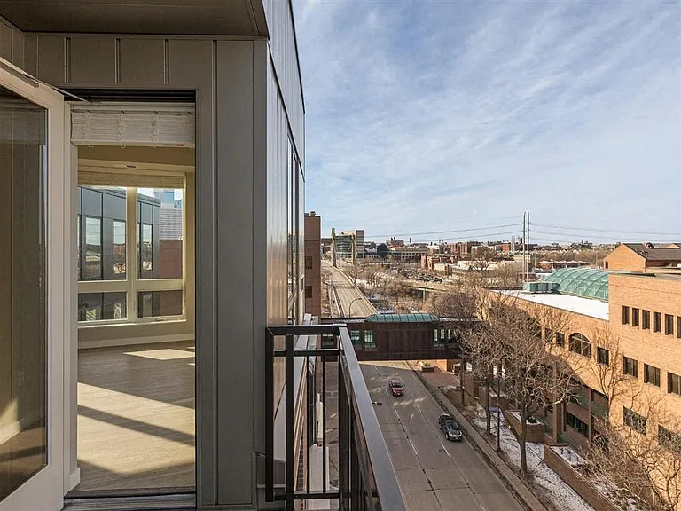 The M on Hennepin — Photo 92