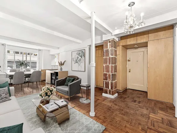 140 E 40th St APT 2D, New York, NY 10016