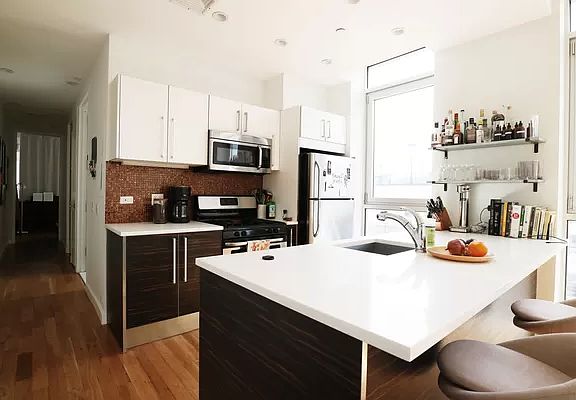 2nd image of 31 Kosciuszko St APT 6B
