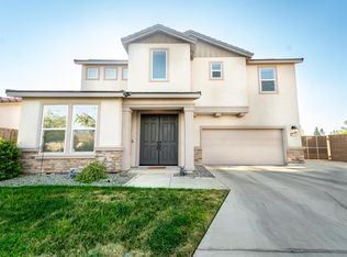 2017 S Velie St, Visalia, CA 93292