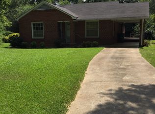 220 Sterling Ave, Winona, MS 38967