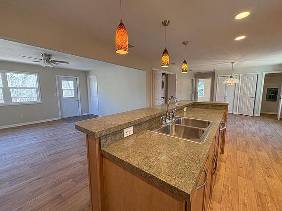 5th image of 1714 River Rd NE