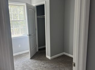 69 Stocker St, Springfield, MA 01129
