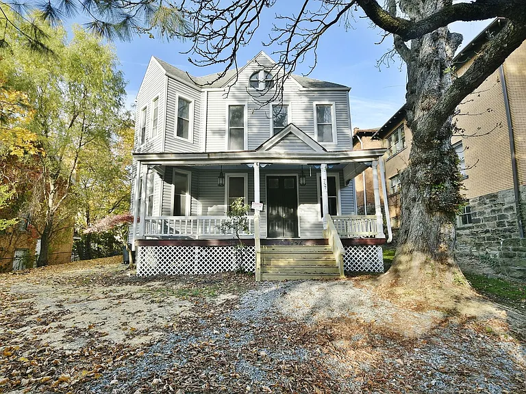 757 North Ave — Photo 1
