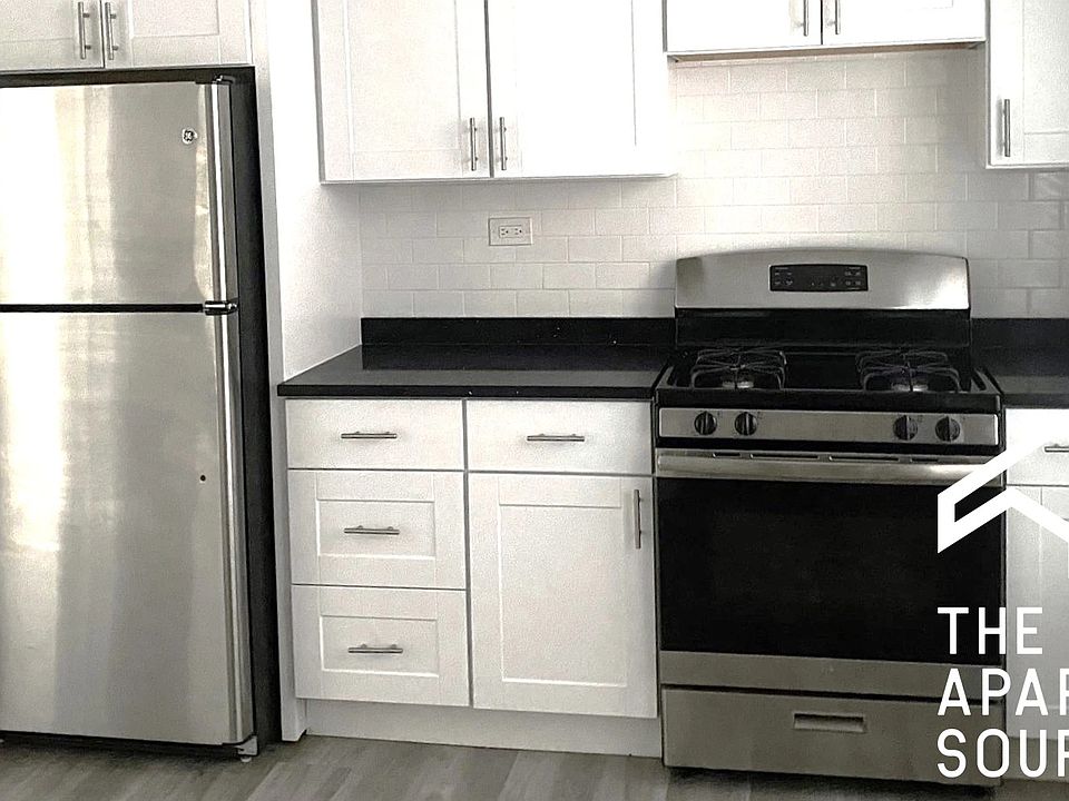 1st image of 839 W Cornelia Ave APT 1S