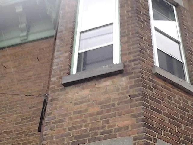 Building Photo 3