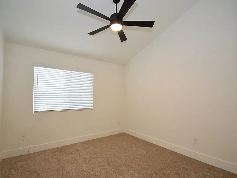 723 Sun Meadows Loop — Photo 20