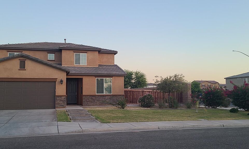 1st image of 655 Las Dunas St
