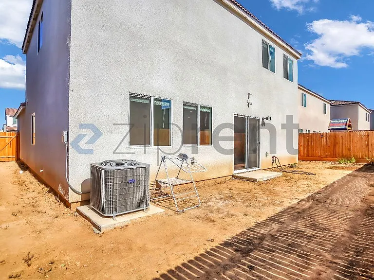 3396 N Vaughan Ave — Photo 47