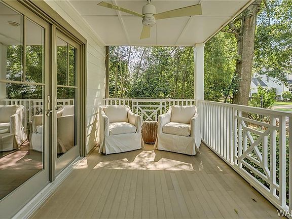 5th image of 1219 Oakwood Ave