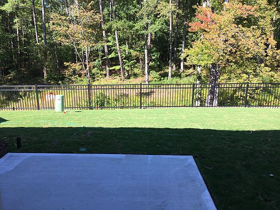 5th image of 62 Whitesell Way