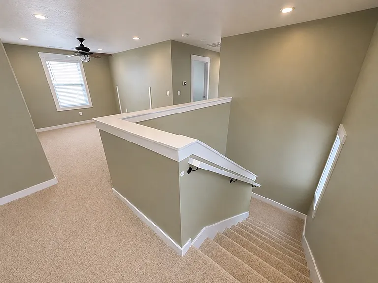 1634 S Oakland Ave — Photo 13