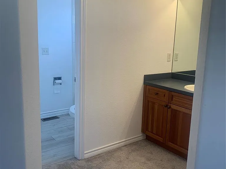 11962 E Lake Cir — Photo 32