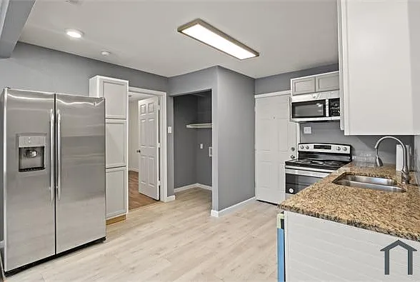 903 Hester St — Photo 4