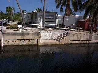 2nd image of 109 Tweedy Pier