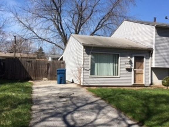 3rd image of 21630 Olivia Ave