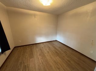 711 S Lincoln St, Aberdeen, SD 57401