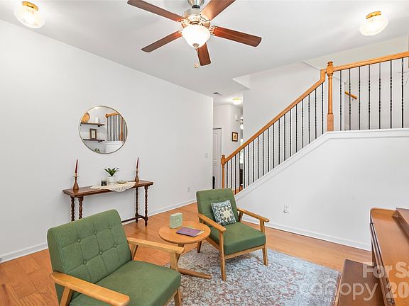5th image of 168 Limerick Rd #A