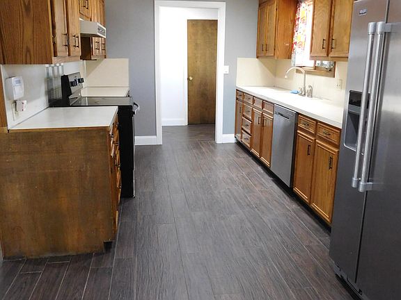 4th image of 926 E Juniper Ave