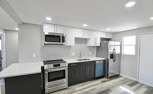 18244 W 3rd Pl #2 Photo 1