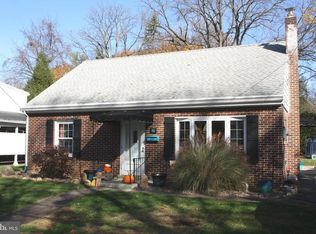 90 Oneida Rd, Camp Hill, PA 17011