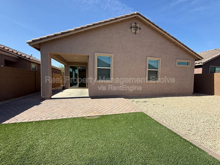 6324 W Warner St — Photo 34