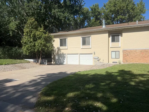 5540 Malibu Dr, Edina, MN 55436