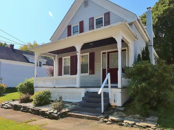 38 Maple Street, Bangor, ME 04401