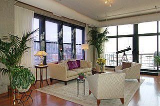 1st image of 728 W Jackson Blvd APT 501