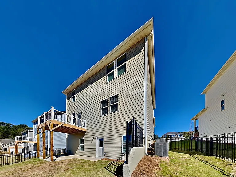 1305 Soapstone Rd — Photo 23