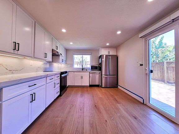 2nd image of 33955 Juliet Cir