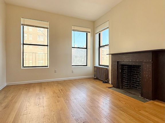 3rd image of 196 W 108th St Unit 5D