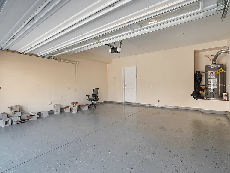 10562 Lexington St — Photo 26