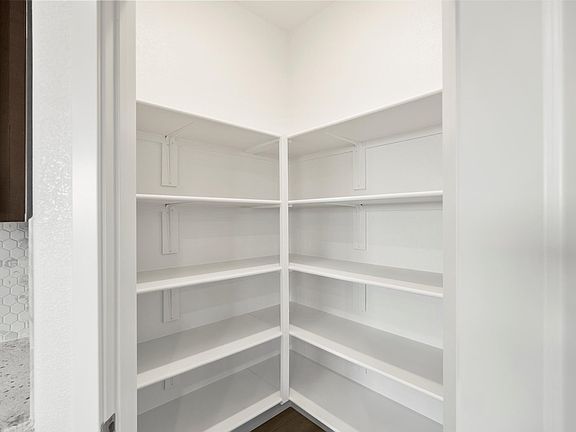 SAC_Vernon-At-Liberty-Ranch_5024_Storage_B_1417-Crispus-Ct