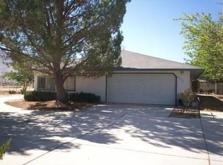 9575 Tesuque Rd, Apple Valley, CA 92308