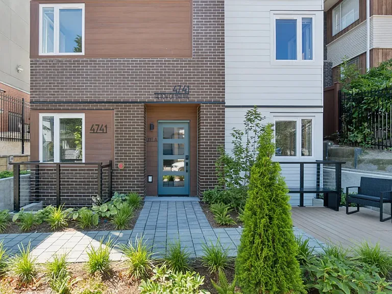 Modern Studio Living Just Steps from UW The Row Apartments — Photo 42