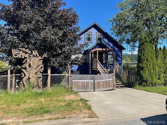 2nd image of 2881 8th Ave