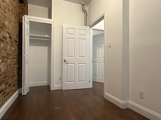 Rented by Corcoran | media 6