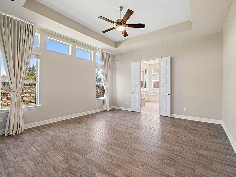 4205 Lynette Ln — Photo 17