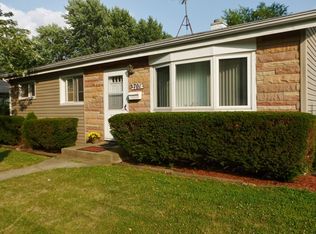 701 W Ridge Rd, Villa Park, IL 60181