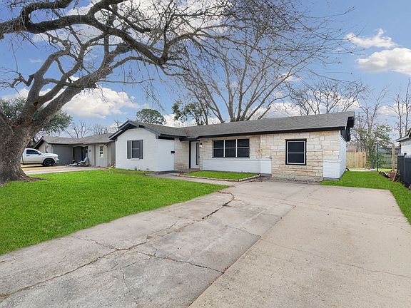 2nd image of 8842 Donnybrook Ln