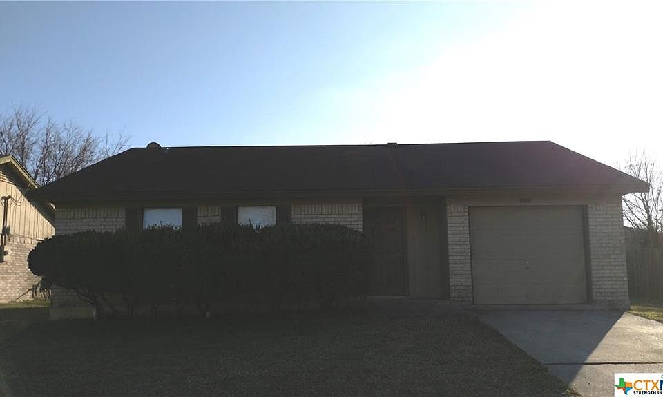 1st image of 1103 Preswick Dr