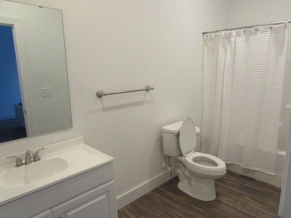 3rd image of 3760 Patriot Pkwy Unit 2-A