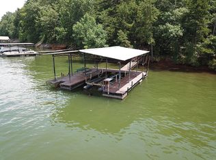 8096 Beachwood Dr, Murrayville, GA 30564