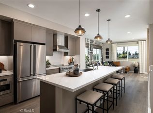 166 E Whittier Blvd, La Habra, CA 90631
