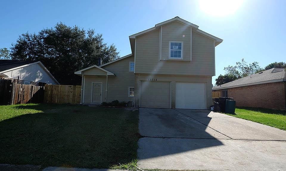 1st image of 15715 Rosebriar Dr