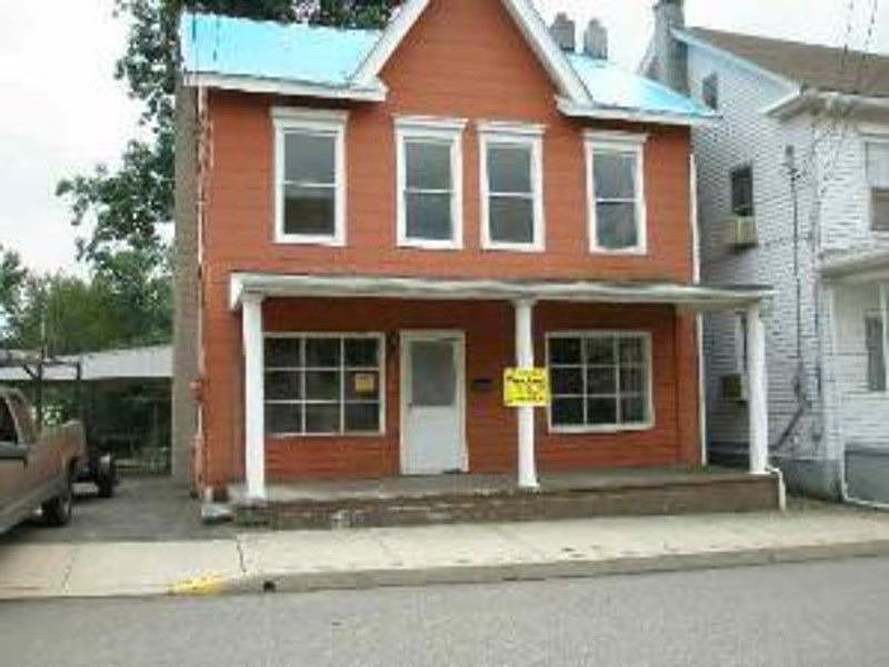 1st image of 230 E Wiconisco Ave